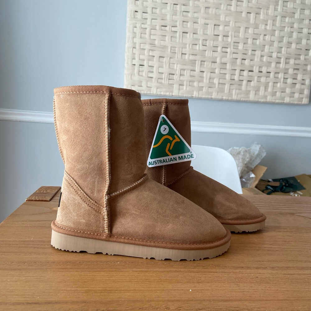 NWT Uggs Since 1974